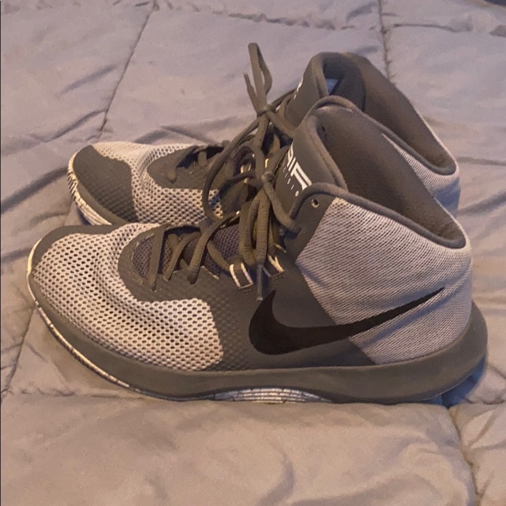 Shoes - Picture 2 of 3